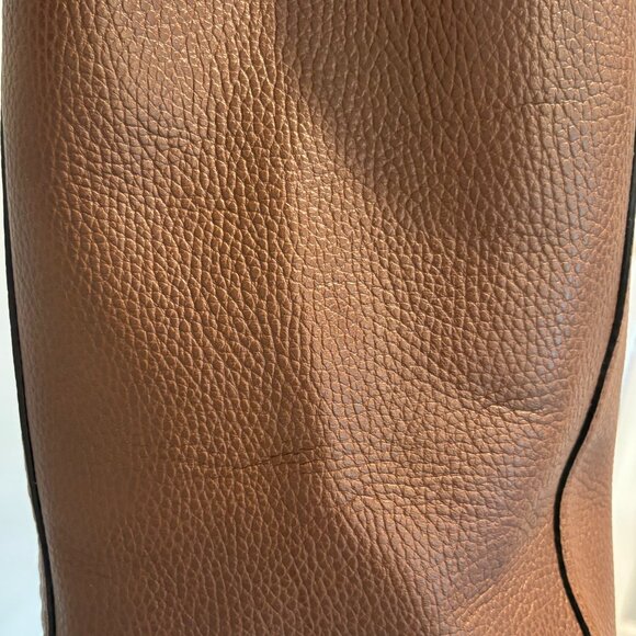 Gucci Swing Leather Tote - Picture 9 of 12